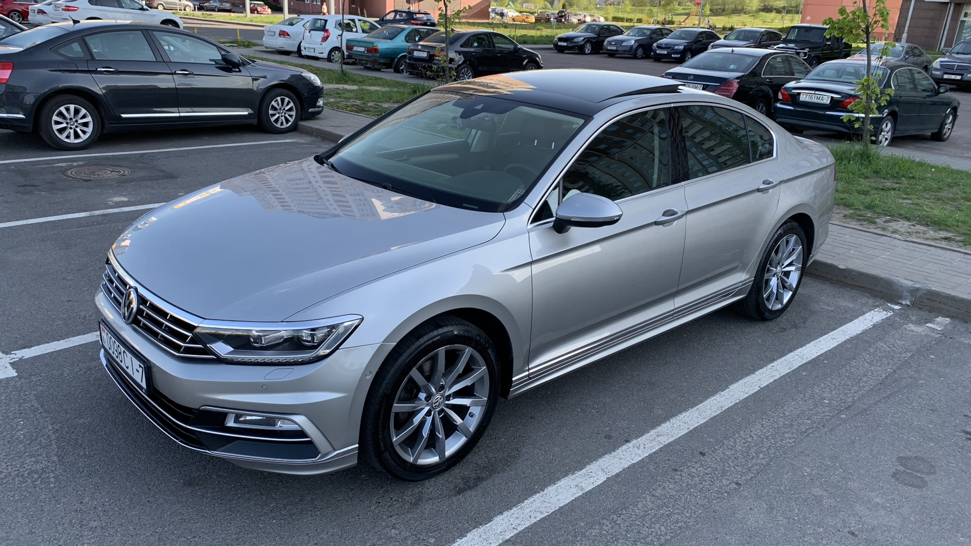 Volkswagen Passat B Highline R Line Drive