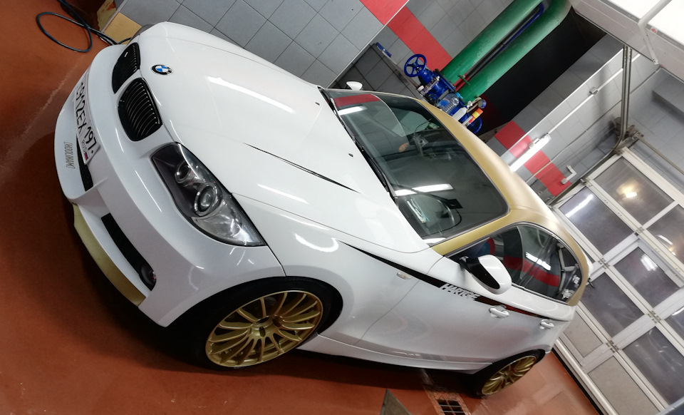 помытая и на новых шинах)) — BMW 1 series (E81/E87)