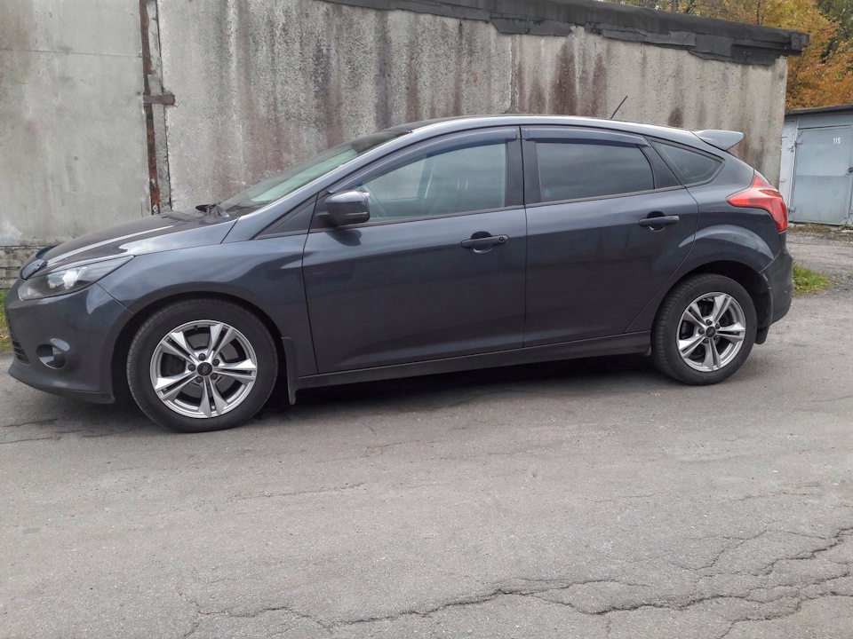 Теперь осталось дело за передом ) — Ford Focus Hatchback III
