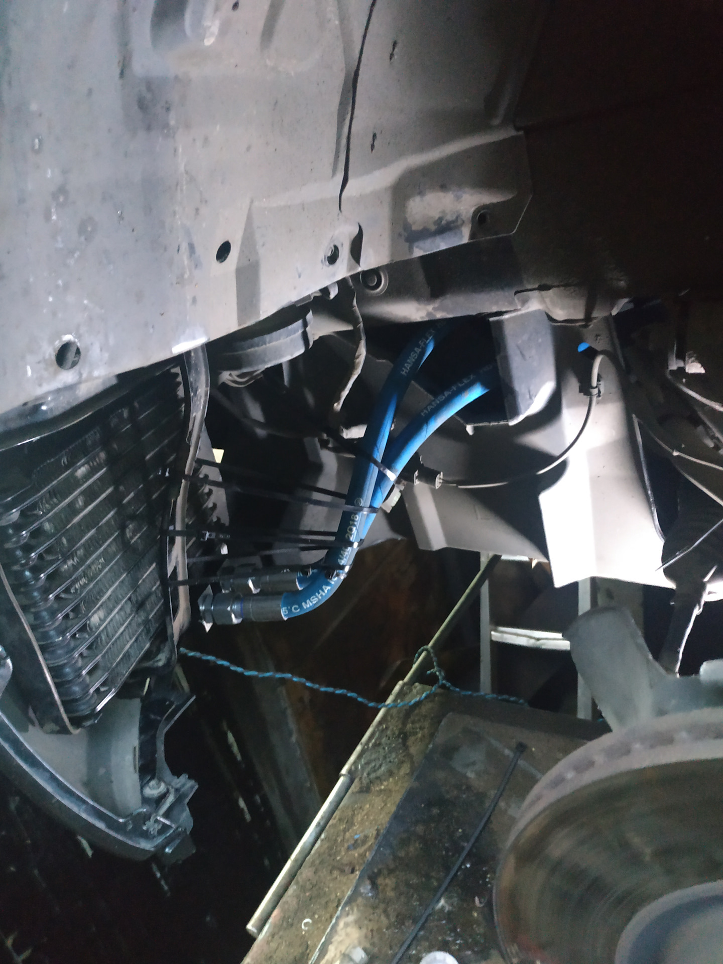 Маслорадик вместо теплообменника — Mazda RX-8, 2,5 л, 2004 года ...