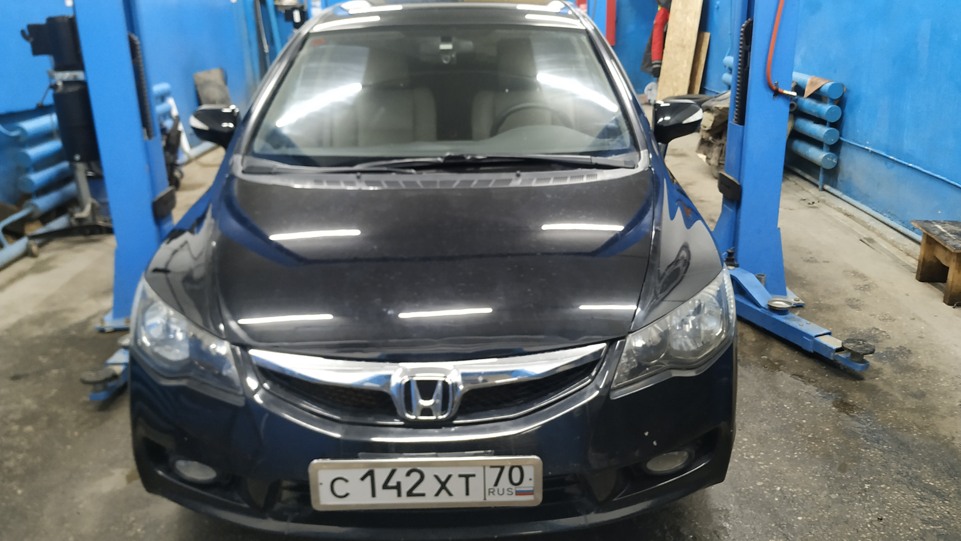 Honda Civic Hybrid (2G) 1.3 бензиновый 2009 на DRIVE2