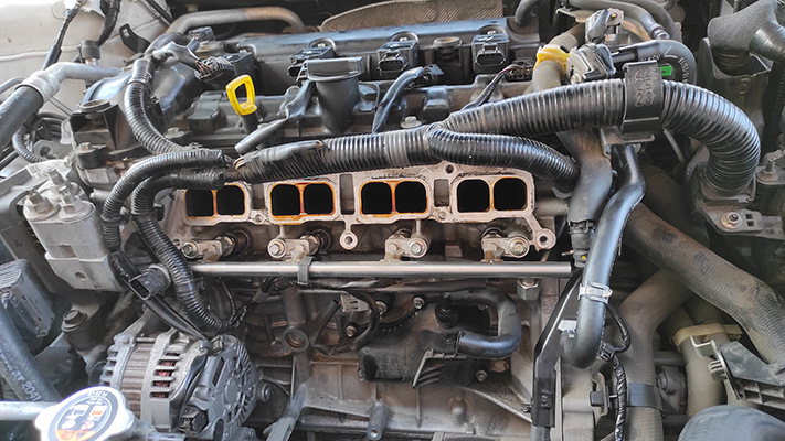 5 грм. Троит мазда фамилия 1,5. Мазда премаси плавают обороты на холостых горячую. Троит двигатель мазда. Мазда мпв порядок бронепроводов.