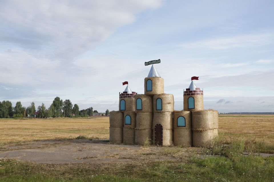 Фото в бортжурнале Toyota Sequoia (1G)