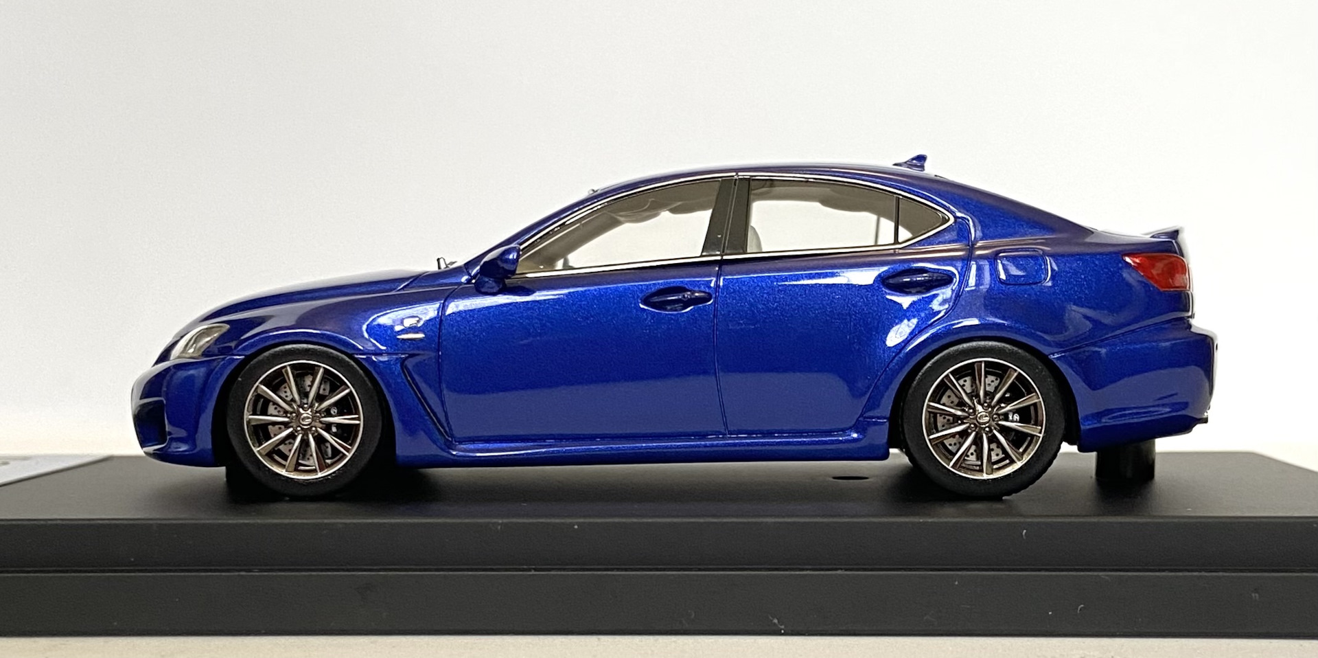 Lexus IS-F 1/43 HPI — Сообщество «Масштабные Модели» на DRIVE2