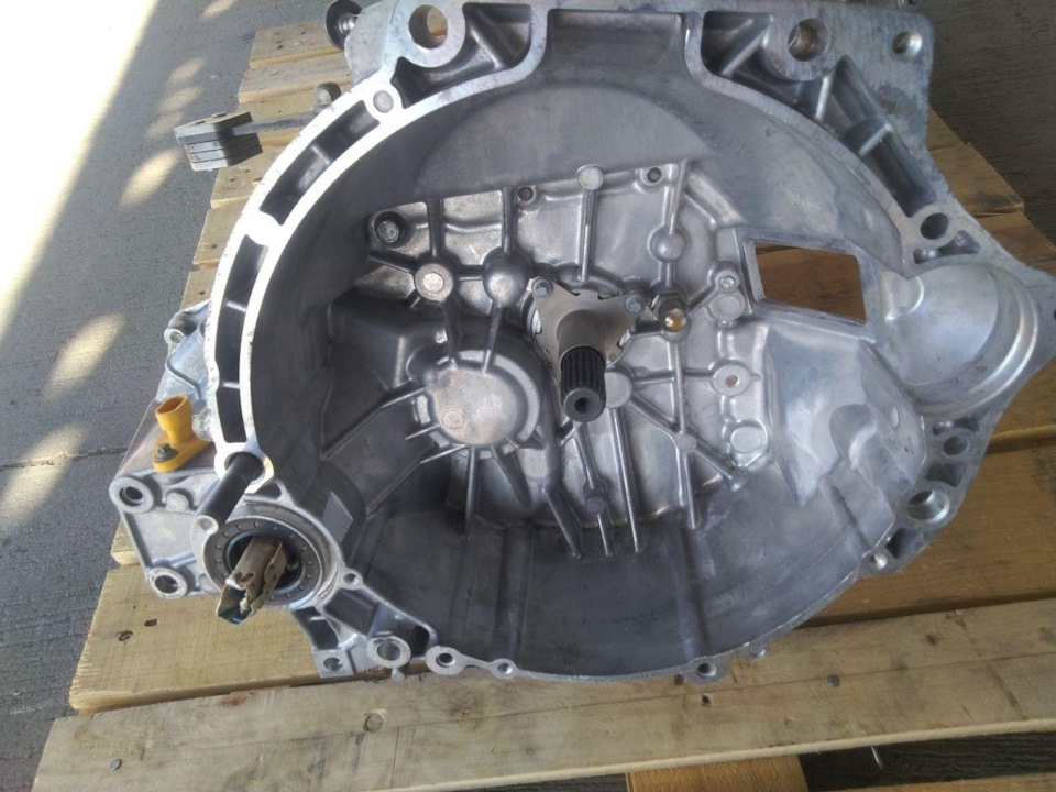 Чистка ДЗ без разбора и тугое сцепление. — LADA Приора хэтчбек, 1,6 л ...