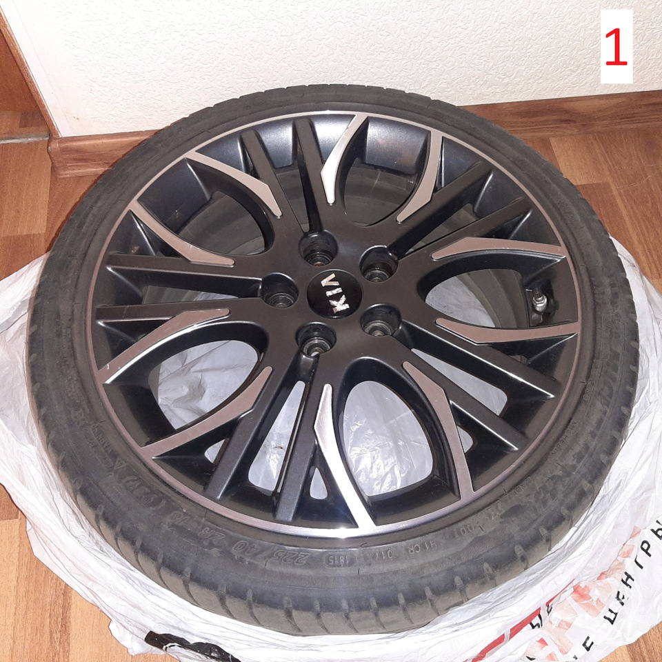 Шины летние Michelin 225/40 R18, литые диски KIA 7,5Jx18 ET55 5x114,3 на KIA  Ceed GT, KIA Ceed (2G), KIA Ceed SW (2G), KIA Pro_Ceed GT, KIA Pro_Ceed  (2G). Б/у | 74 200 ₽