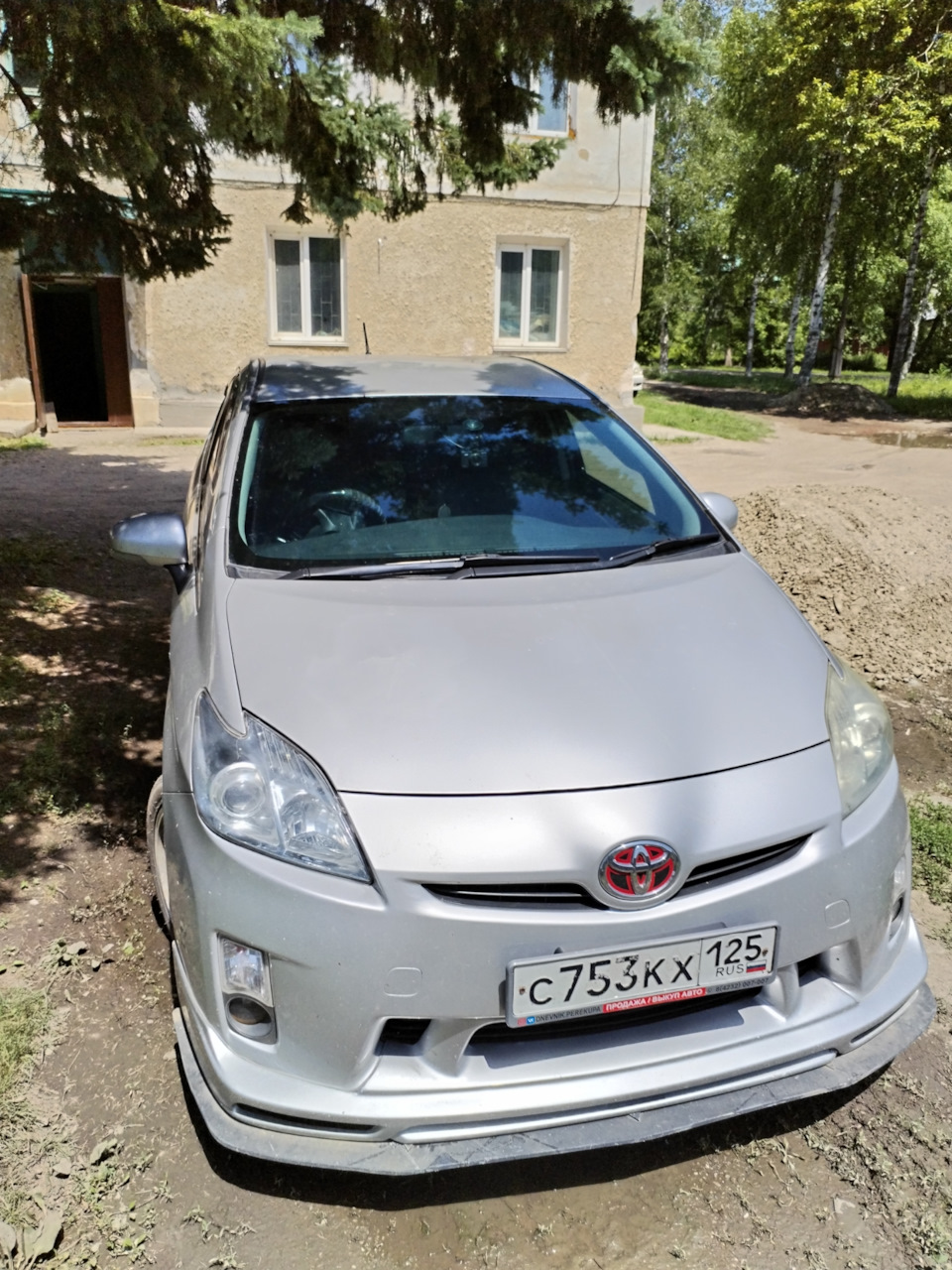 Тонировка лобовухи — Toyota Prius (30), 1,8 л, 2010 года | просто так |  DRIVE2