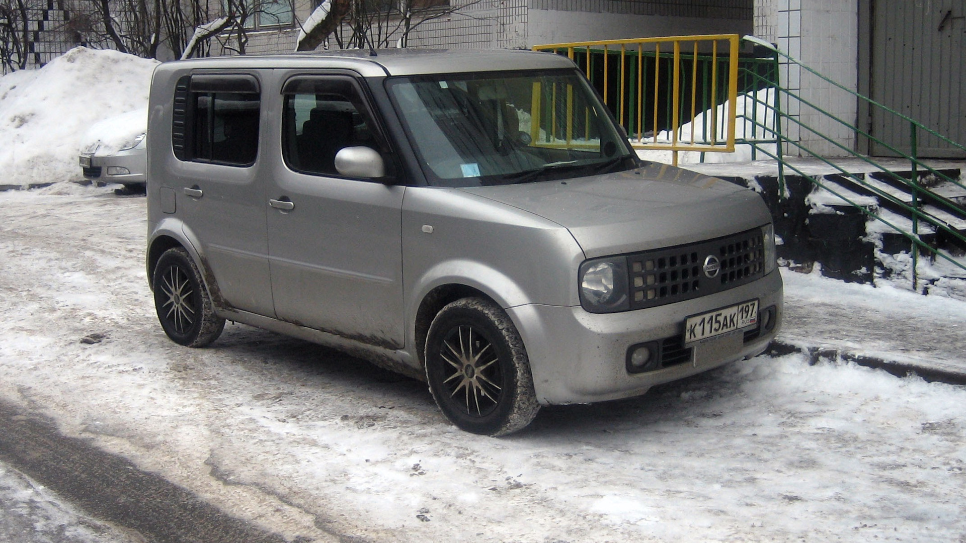 Nissan Cube II 1.5 бензиновый 2002 | Надежный японский авто на DRIVE2