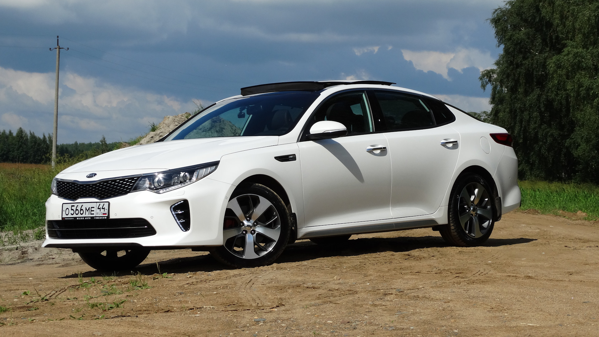 KIA Optima (4G) 2.4 бензиновый 2017 | 2,4 GT Line Белый Лайнер на DRIVE2