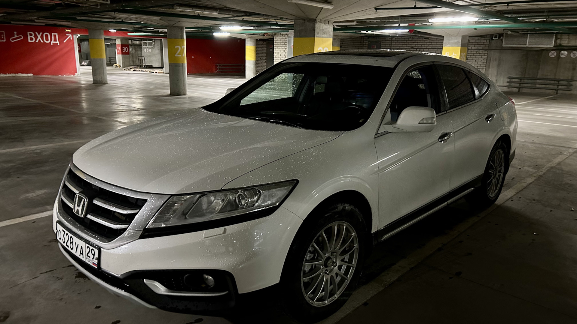 Honda Crosstour 2.4 бензиновый 2014 | 🇷🇺 WHITE PEARL на DRIVE2