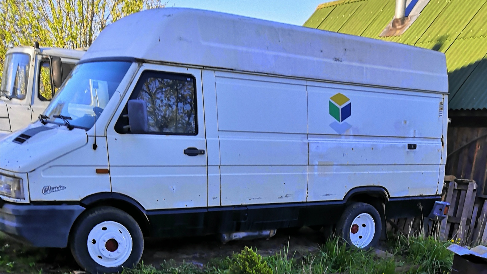 Iveco Daily (2G) 2.5 дизельный 1998 | 2,5 атмосферник, 81 л.с. на DRIVE2