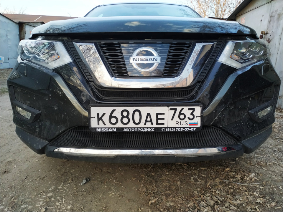 Решетка в передний бампер. — Nissan X-Trail III (t32), 1,6 л, 2021 года ...