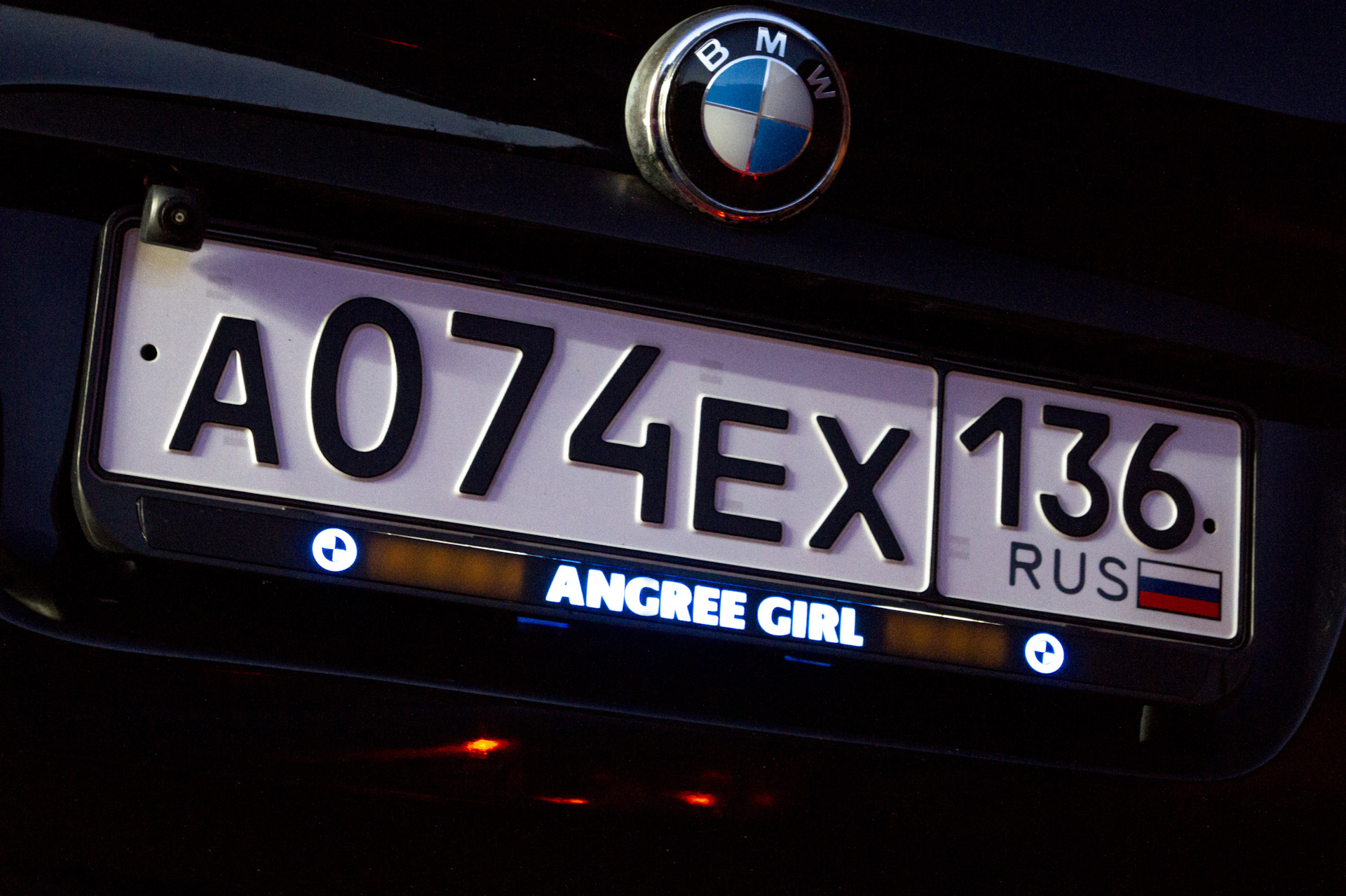 5️⃣1️⃣-💡LED рамка номера Angree Girl💡 — BMW X5 (E53), 3 л, 2002 года |  стайлинг | DRIVE2