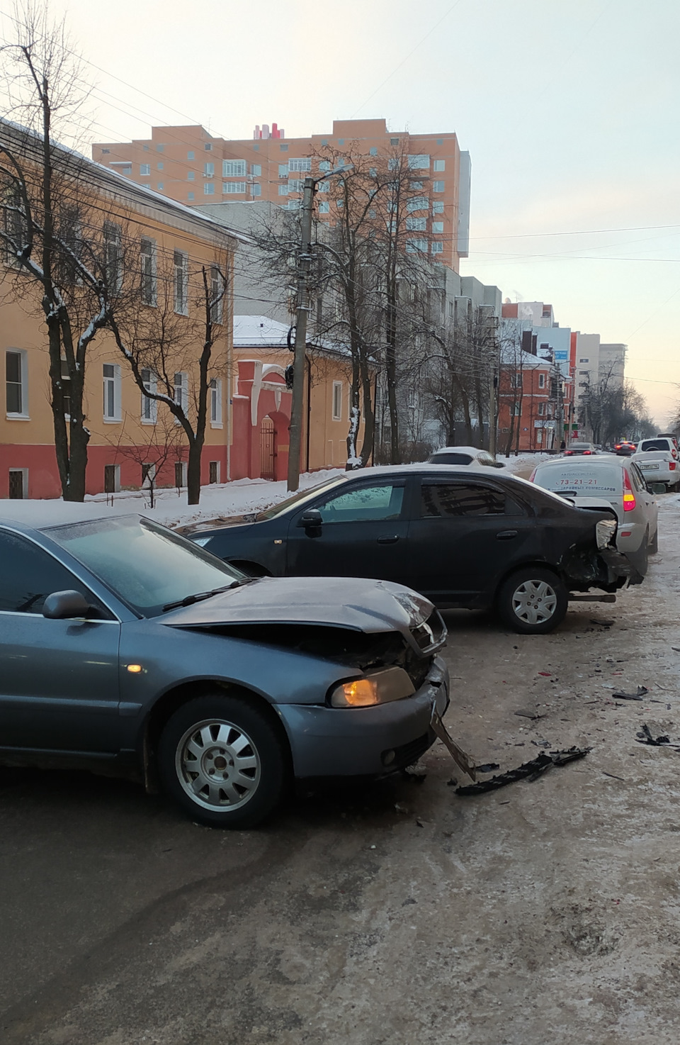 ДТП (прилетели в зад) — Chevrolet Cobalt (2G), 1,5 л, 2013 года | ДТП |  DRIVE2