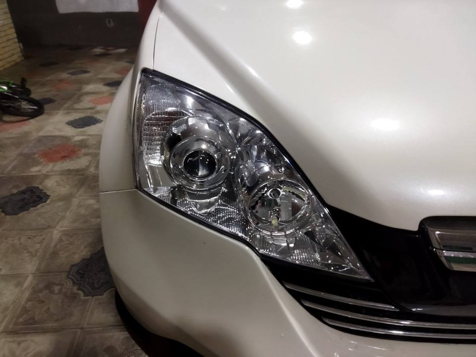 Замена стекол на головных фарах honda cr-v 2009 — Honda CR-V (RE), 2,4 ...