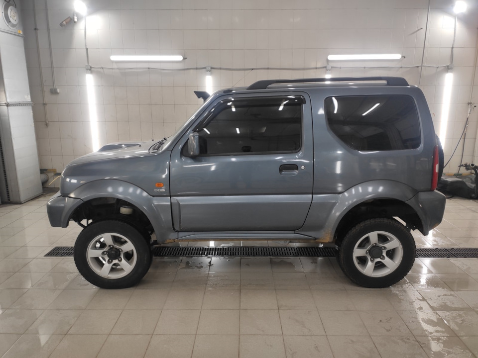 Фото в бортжурнале Suzuki Jimny (1G)