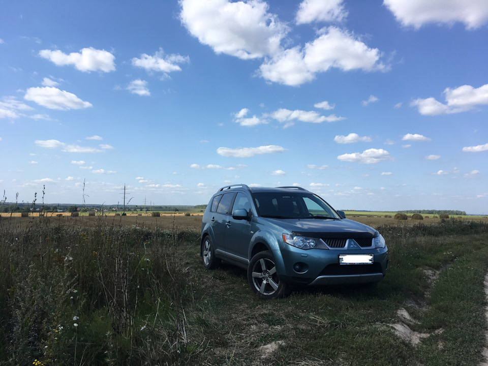 Фото в бортжурнале Mitsubishi Outlander XL