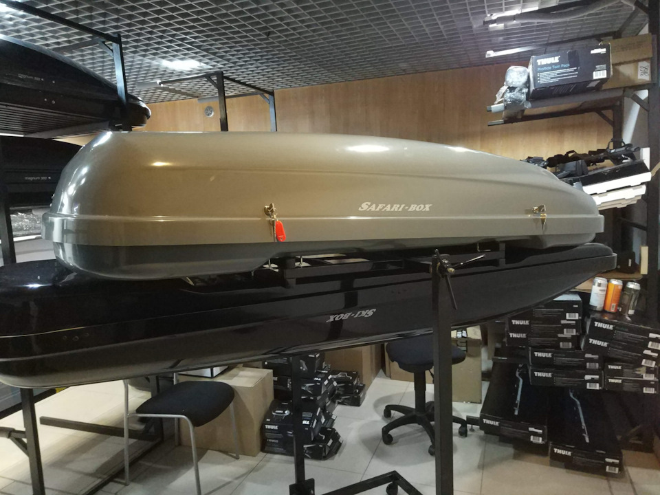 kpCZif8fLGLFFmWqziJfB0eVX1E 960 бокс на крышу lux tavr 175