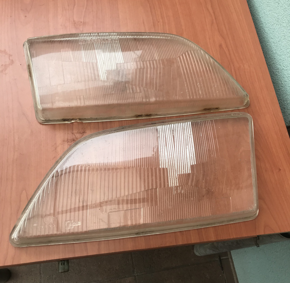 Продам стёкла на фары ! — Opel Omega A, 2 л, 1988 года | запчасти | DRIVE2