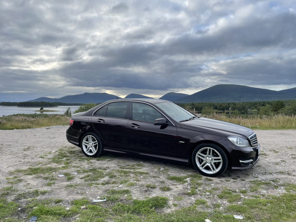 Фото в бортжурнале Mercedes-Benz C-class (W204)