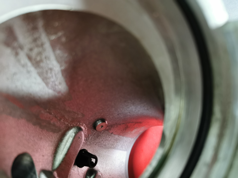 форсунка вид изнутри — Audi RS Q3 (1G)