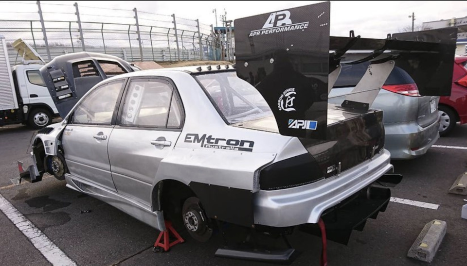 Кривой руль и сход-развал по-дедовски против лазера — Mitsubishi Lancer ...