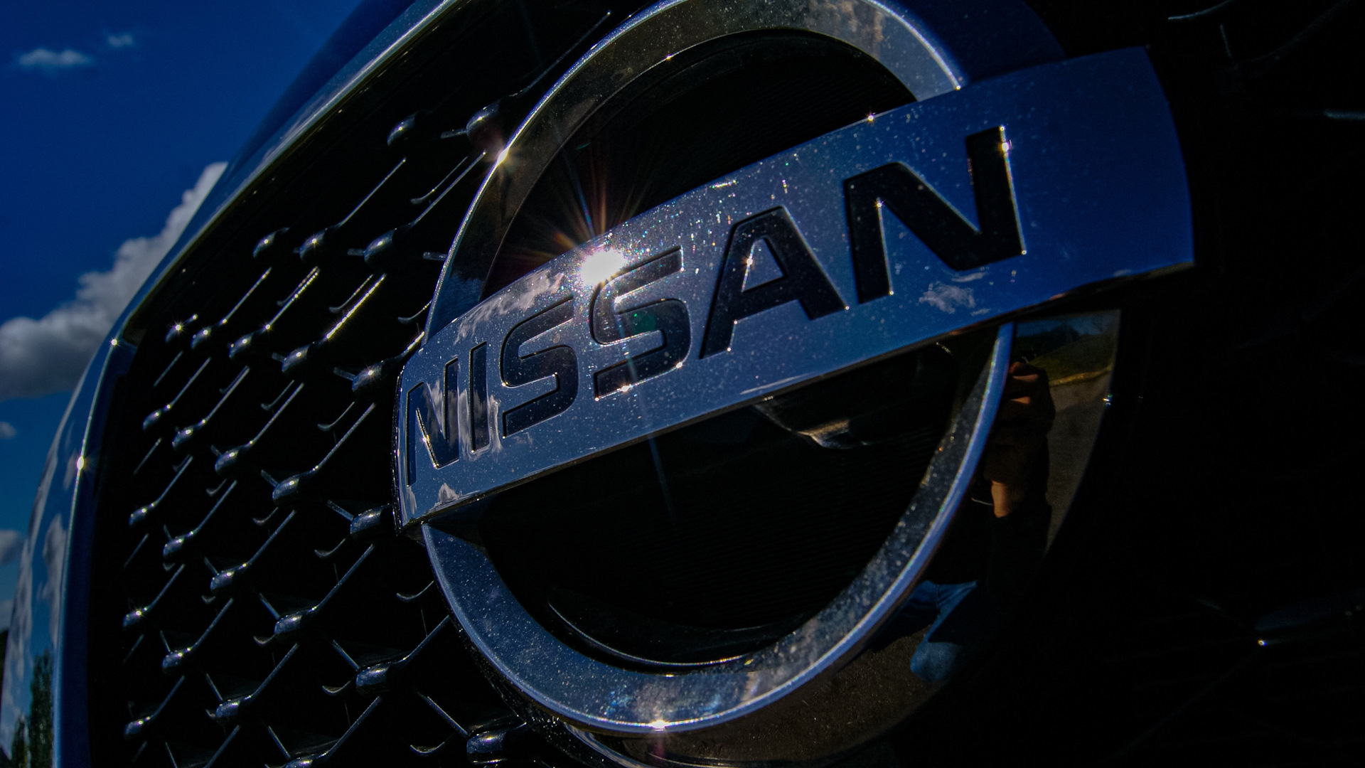 Замена кронштейна вентилятора охлаждения двс, натяжного ролика — Nissan ...