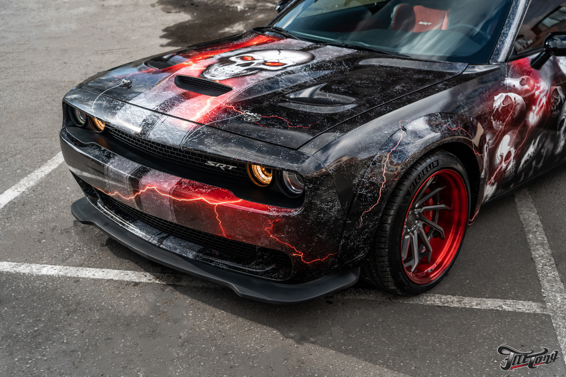 Dodge Challenger Hellcat Vinyl