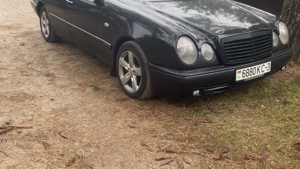 Mercedes-Benz E-Class Лупатый