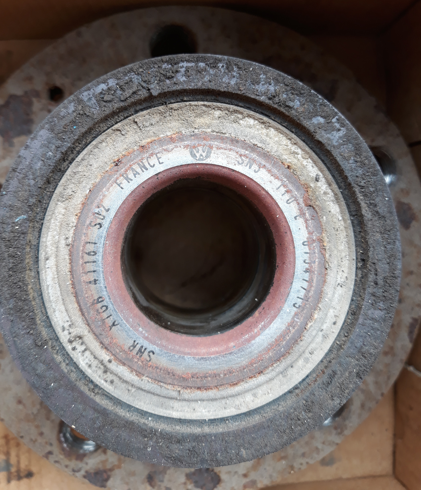 Замена ступиц и грязезащитных кожухов тормозных дисков #Октавия А5 1.6 ...