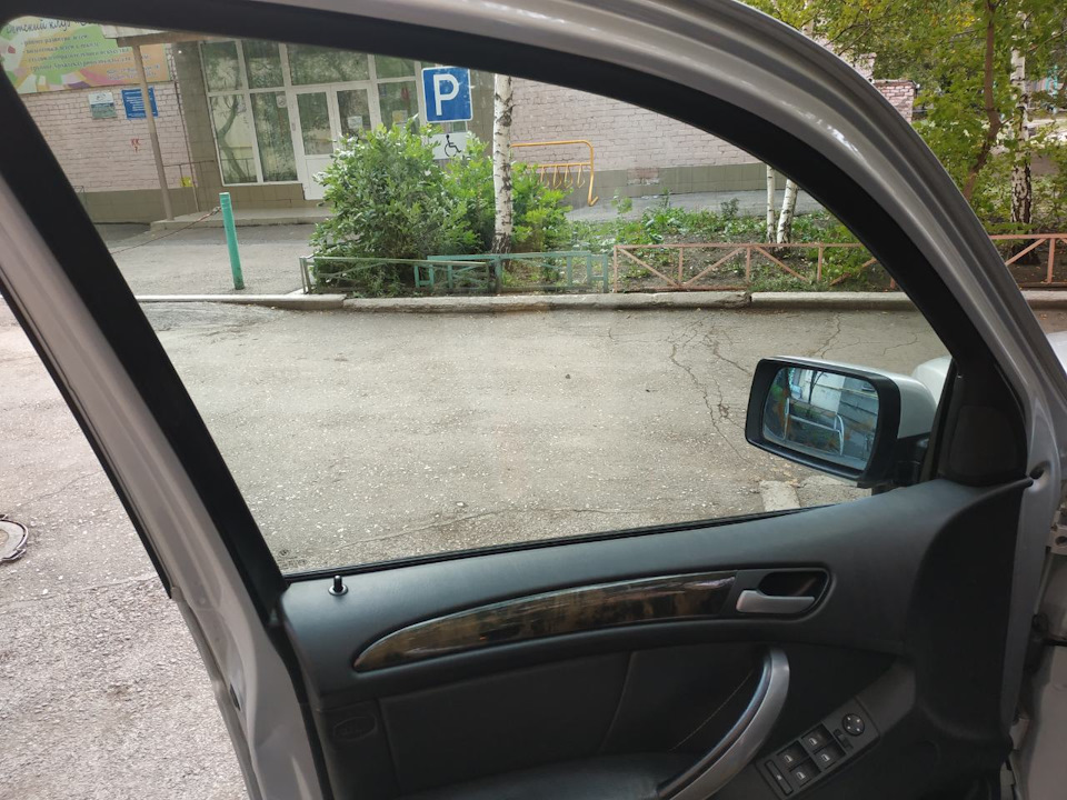 Замена ламп адаптивного освещения — Volkswagen Tiguan (1G), 2 л, 2012 ...