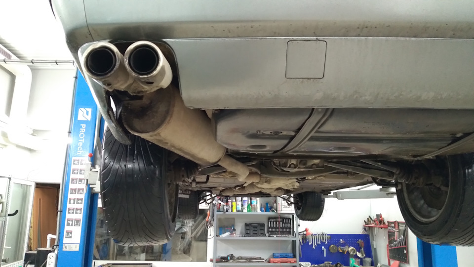 Фото в бортжурнале BMW 5 series (E34)