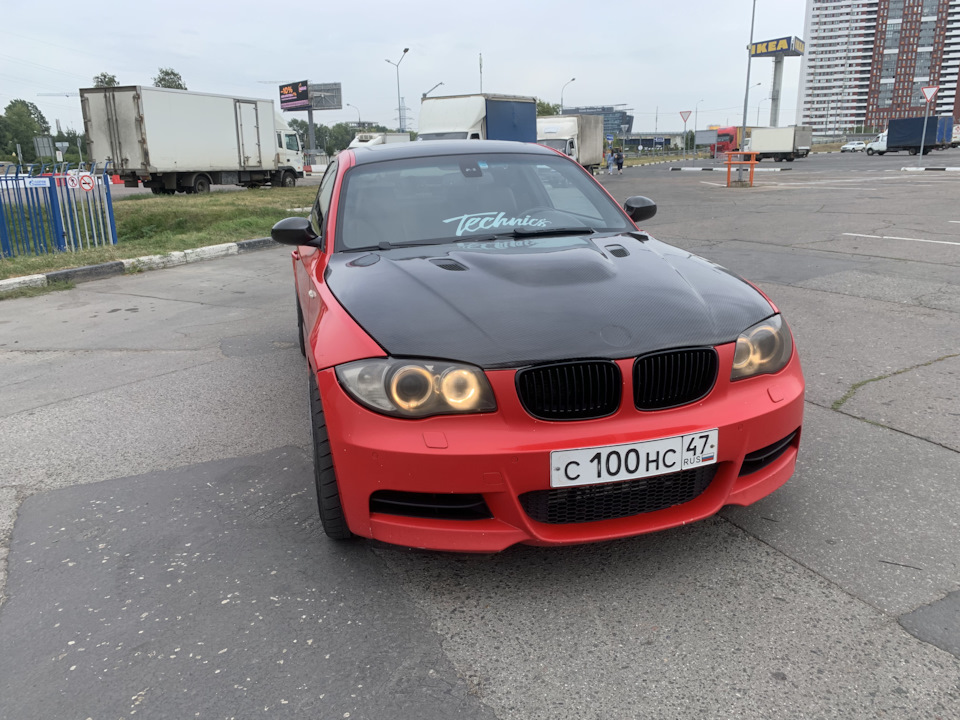 Карбоновый капот — BMW 1 series Coupe (E82), 3 л., 2008 года | своими ...