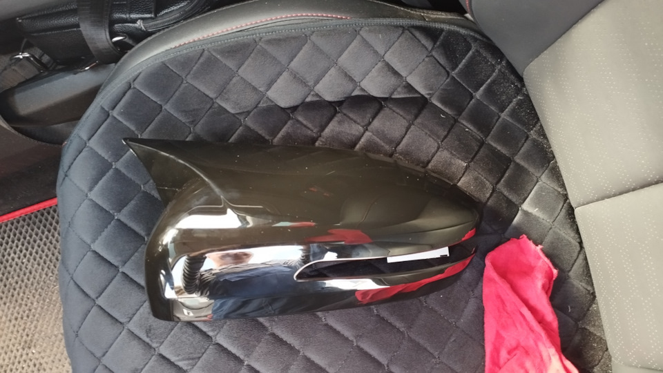 Снаружи чёрный глянец. Все ровно, без царапин — Changan CS55 Plus (2G)