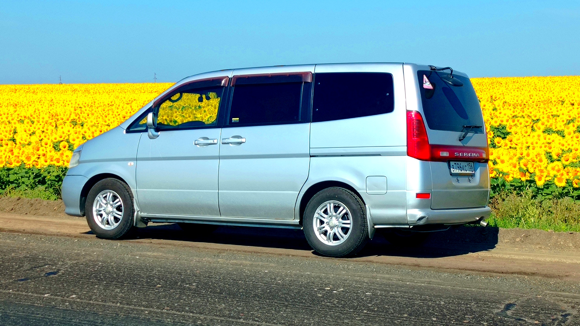 Nissan Serena Mk II (C24) 2.0 бензиновый 2001 | Japan на DRIVE2