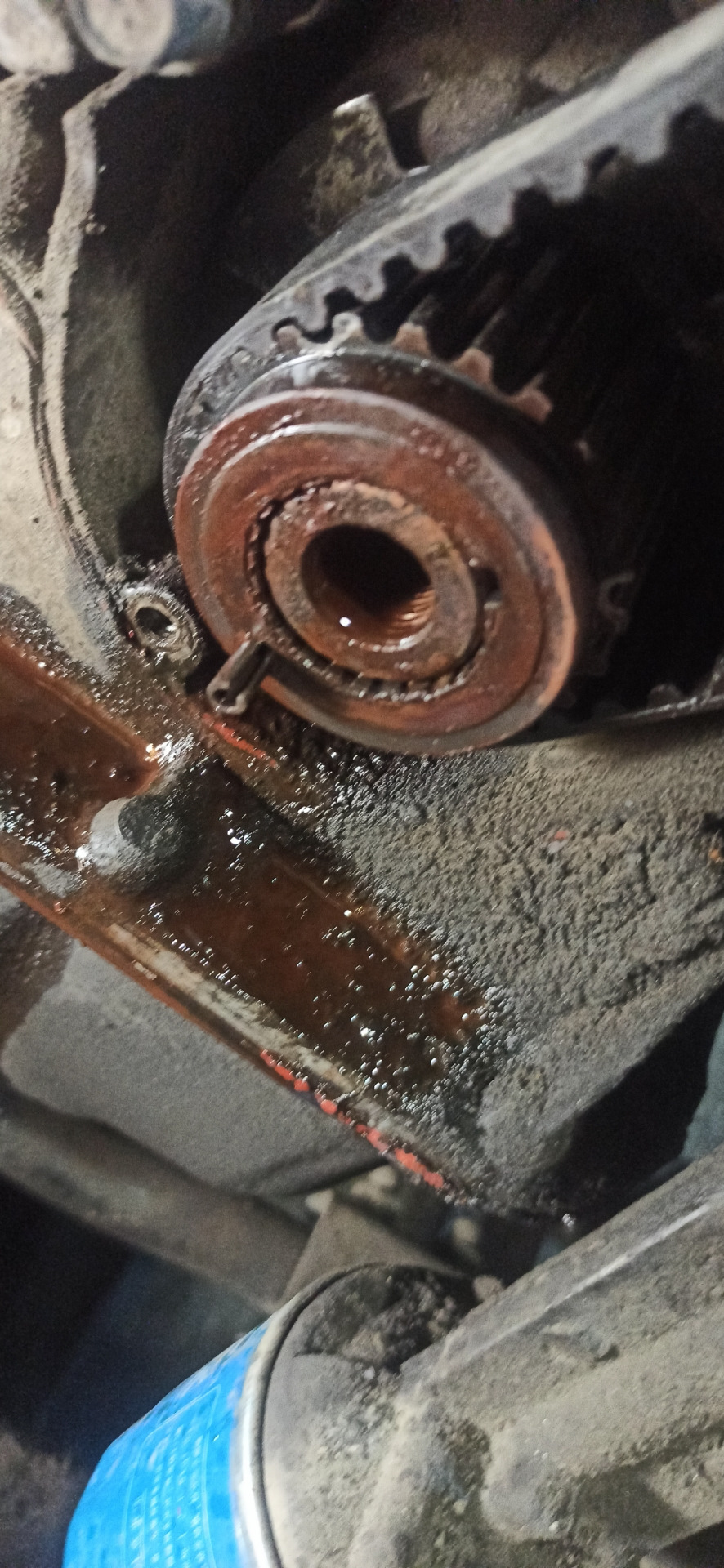 Шкив коленвала и не только… — Mitsubishi Montero Sport, 3 л., 2000 года ...