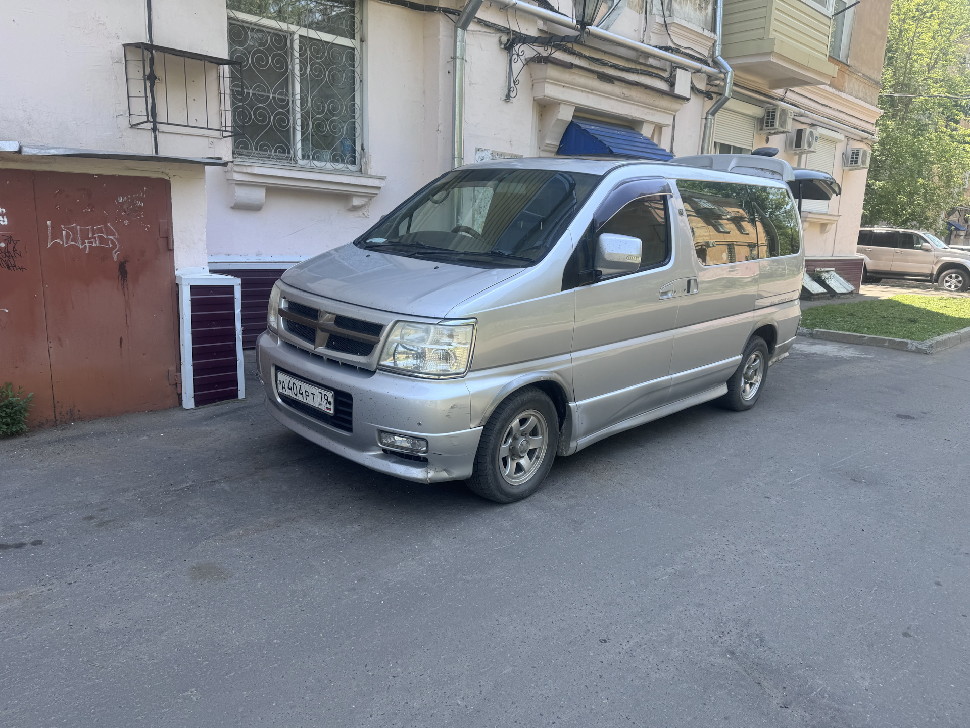 Дорога домой. Реинкарнация. Начало — Nissan Elgrand (E50), 3,3 л, 1998 года  | покатушки | DRIVE2