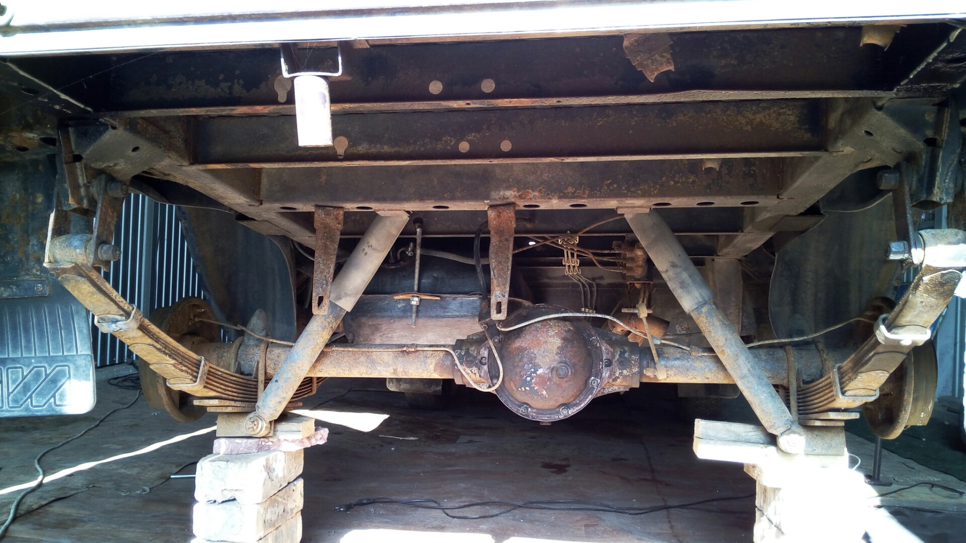 Антикор днища кузова пикапа . — ИЖ 2717, 1,6 л, 2001 года | кузовной ...