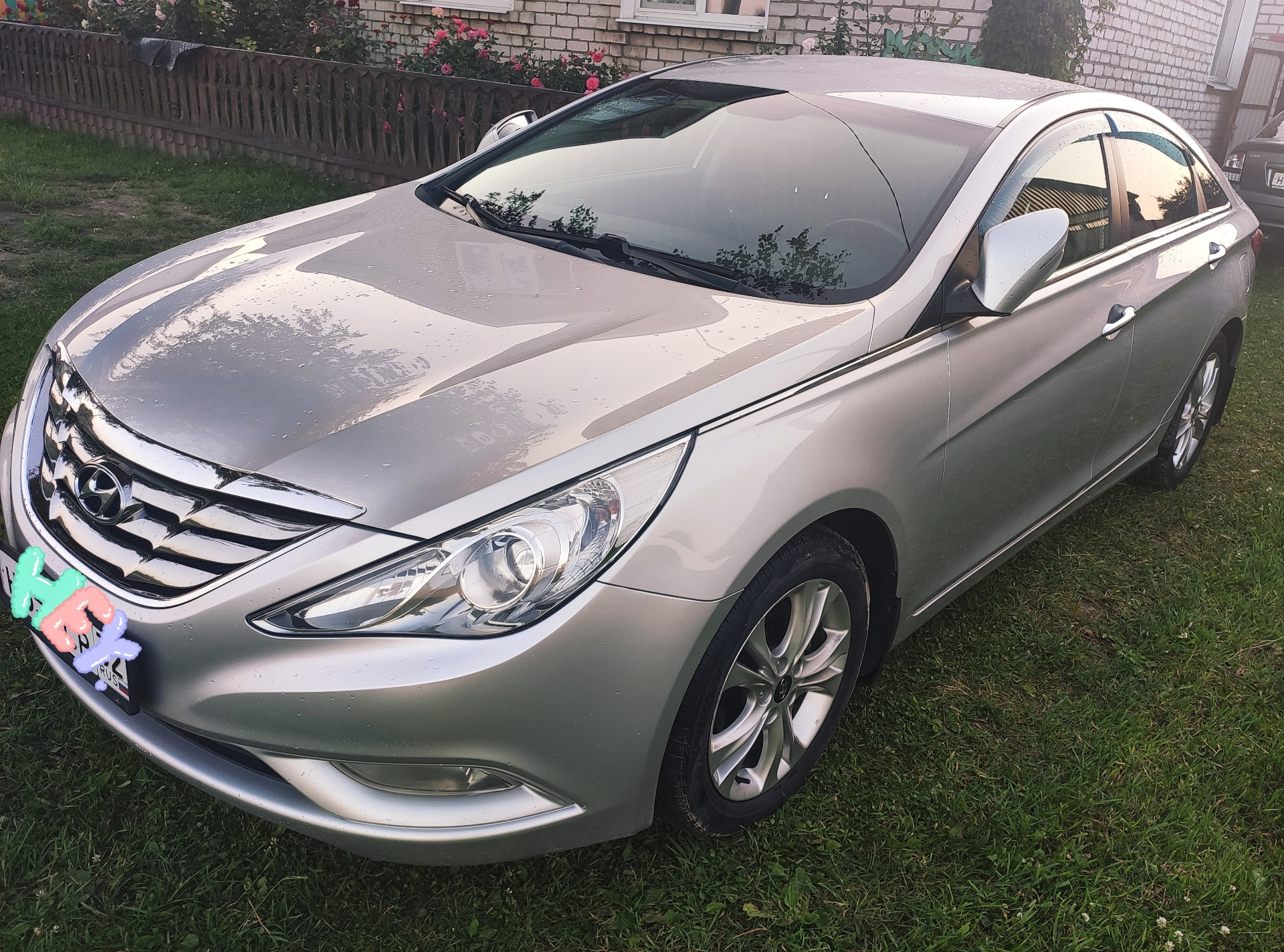 Hyundai sonata 2.0 at. Хендай Соната 2000. Хундай Соната 2л ГАЗ 2010 серебро цвет. Матое хондай Соната 2.4. Автомобиль Hyundai Sonata 2000 года выпуска.