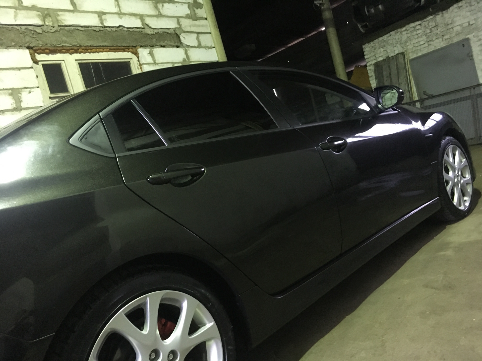 Sparking black. Мазда 6 GH цвет 35n sparkling Black MC. Мазда 6 GH 2008 без хрома. Цвет 35n Mazda 6 GH. Хром Мазда 6 GH.