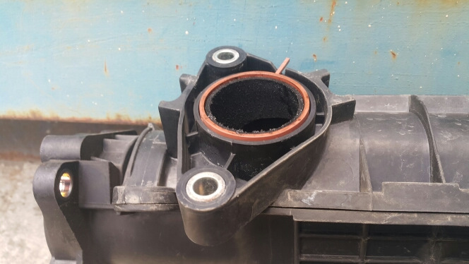 Очередной пробой наконечника катушки зажигания. — Nissan X-Trail II ...