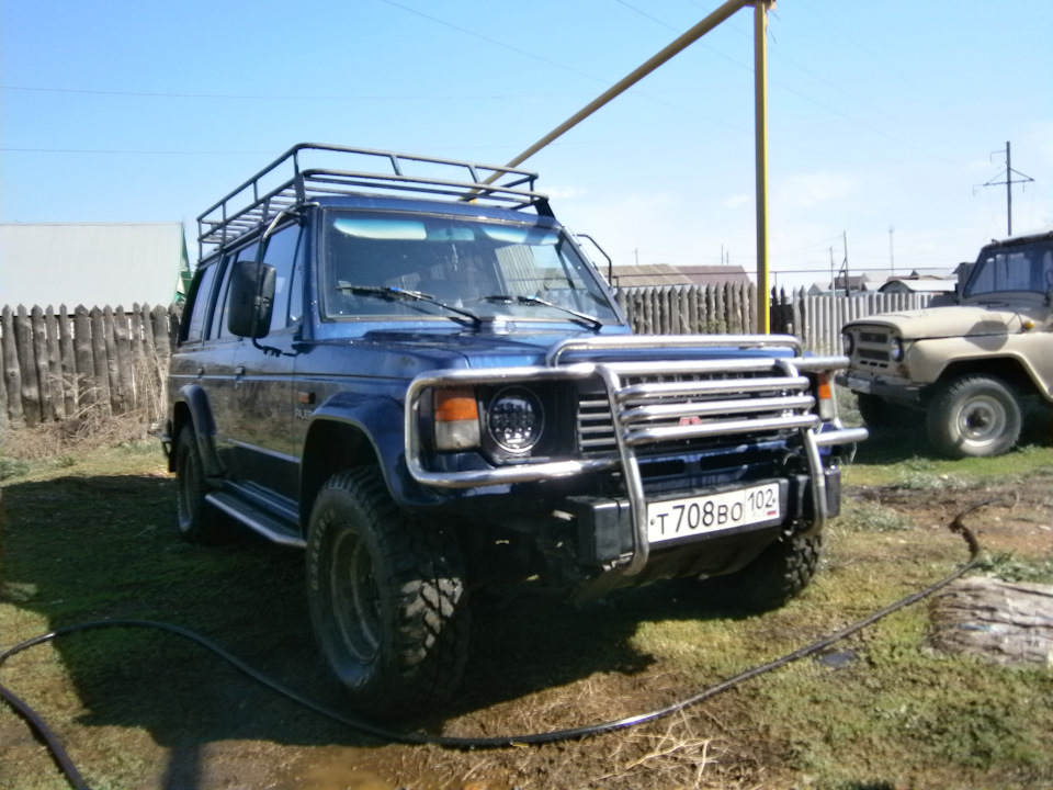 Фото в бортжурнале Mitsubishi Pajero (1G)