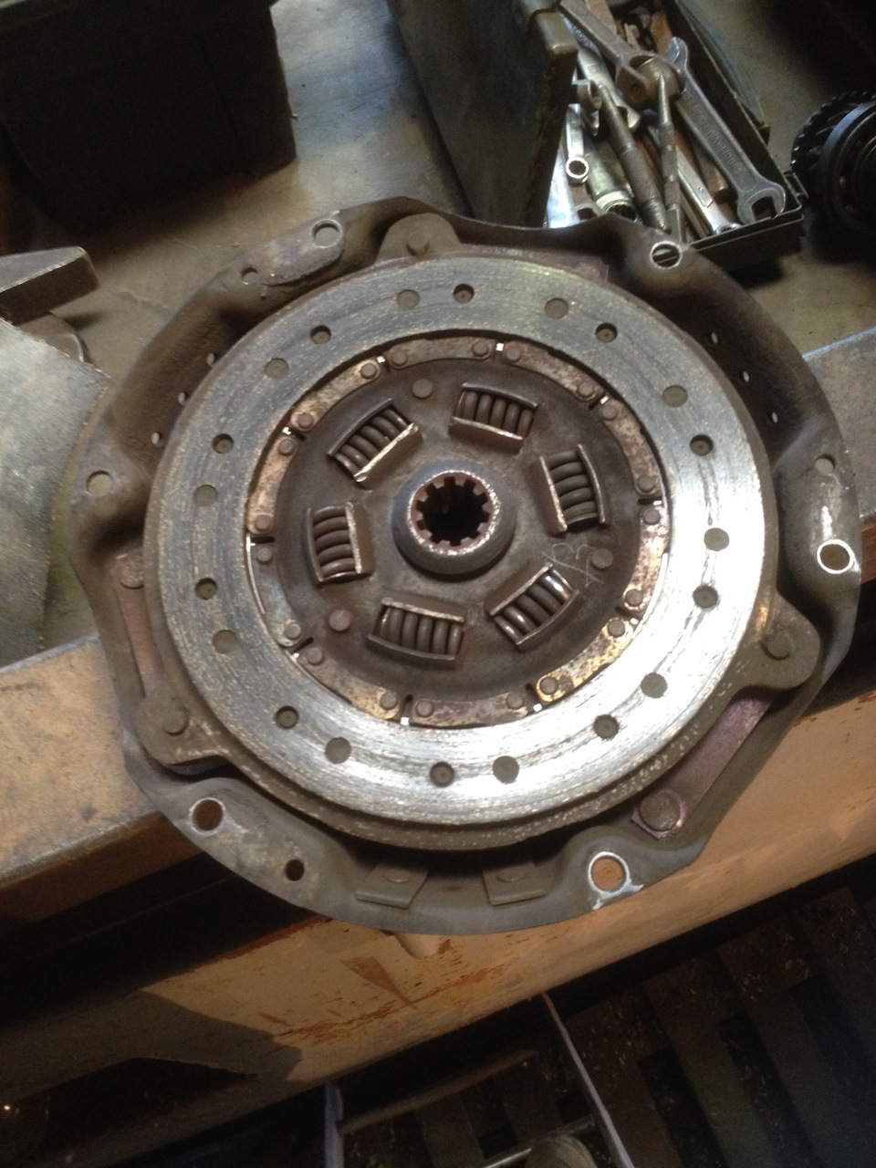 Замена задней подушки двигателя ниссан х трейл т30 - 85 фото