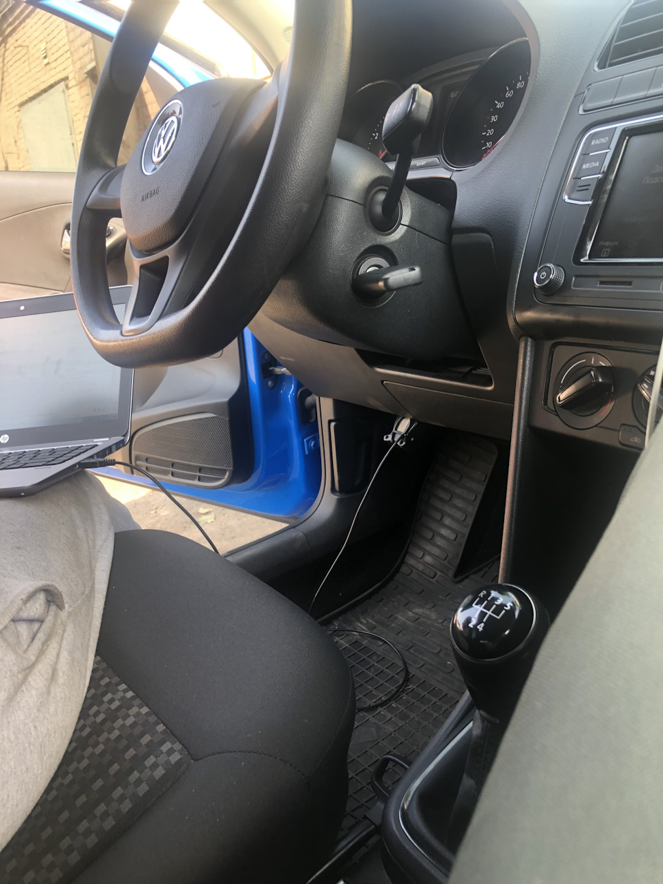 Тестирование шкал приборки || прошивка блоков — Volkswagen Polo Mk5, 1 ...