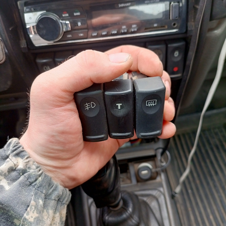 Photo from the logbook Renault 19