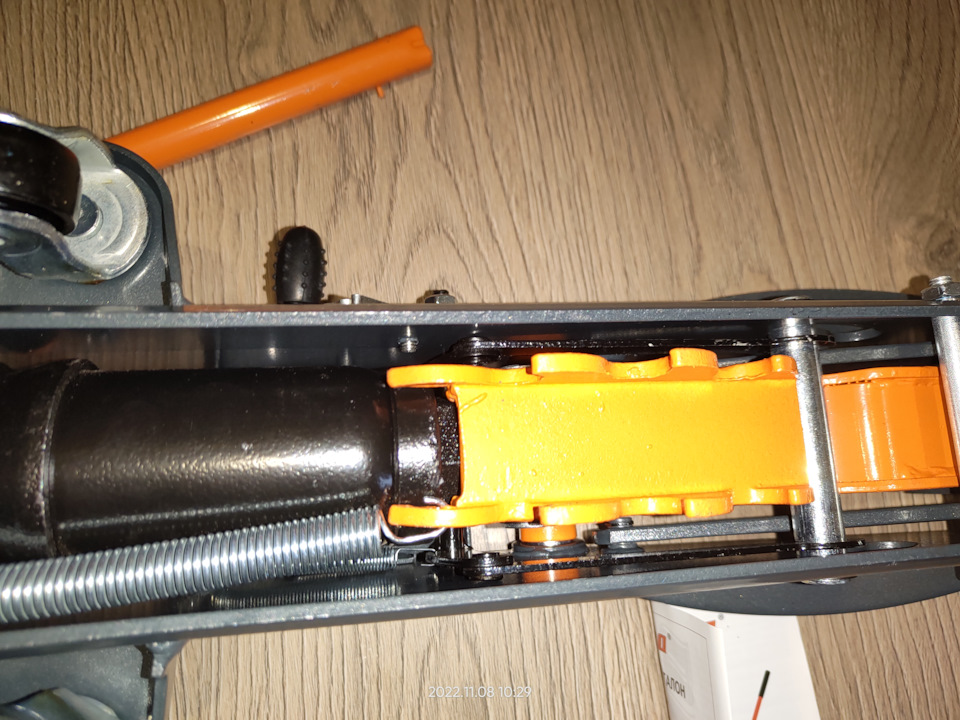 Мощная система фиксатора. — Volkswagen Polo Sedan