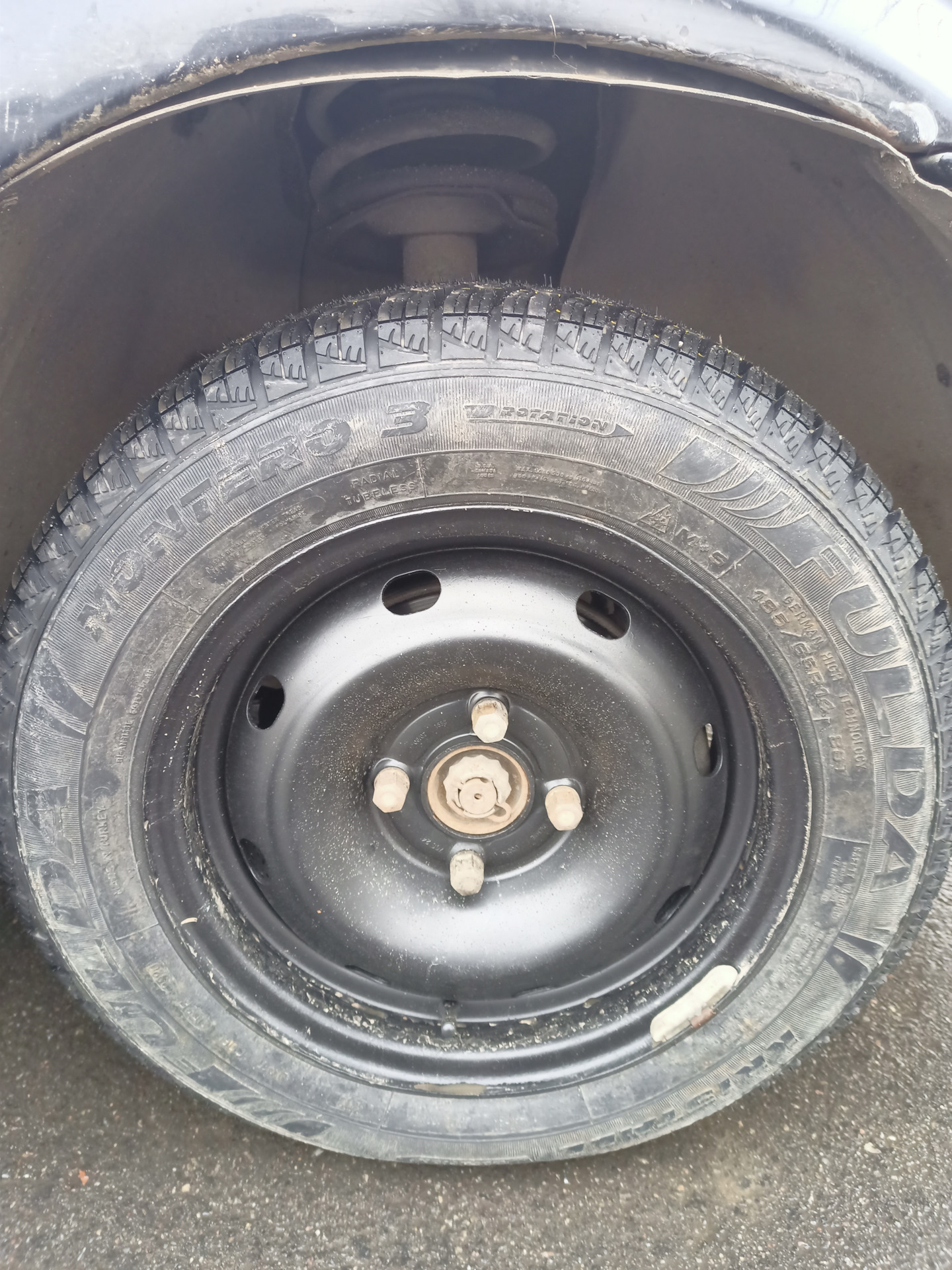 Диски samand r15. Iran khodro размер резины. Размер шин саманд. Шины на iran khodro. Шины на iran khodro.