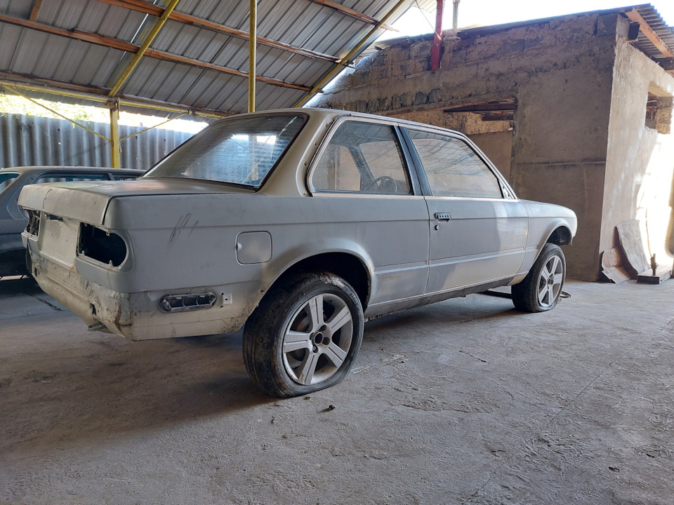 Фото в бортжурнале BMW 3 series (E30)