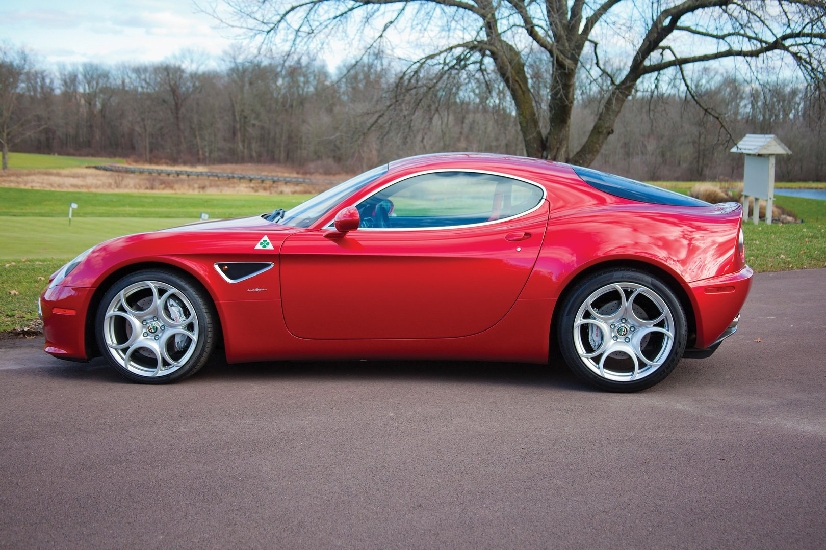 Alfa Romeo 8c Auction