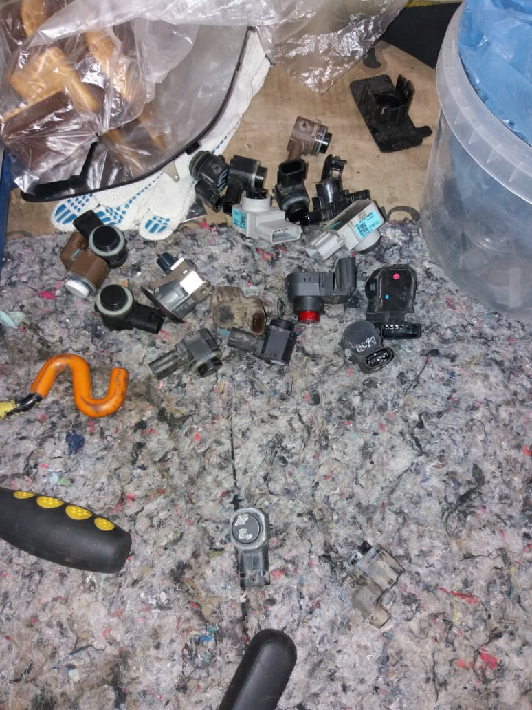 Ремонт парктроников — Hyundai Santa Fe (3G), 2,2 л, 2013 года | своими ...